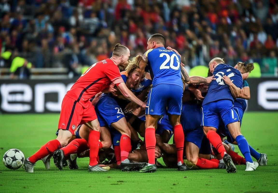 2018年皇马曼联欧冠巅峰对决：经典之战回顾与解析(图3)